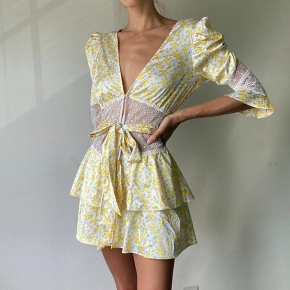 For Love & Lemons Women's Sz. M Daffodil Robe Collab with Victoria Secrets - Picture 2 of 13